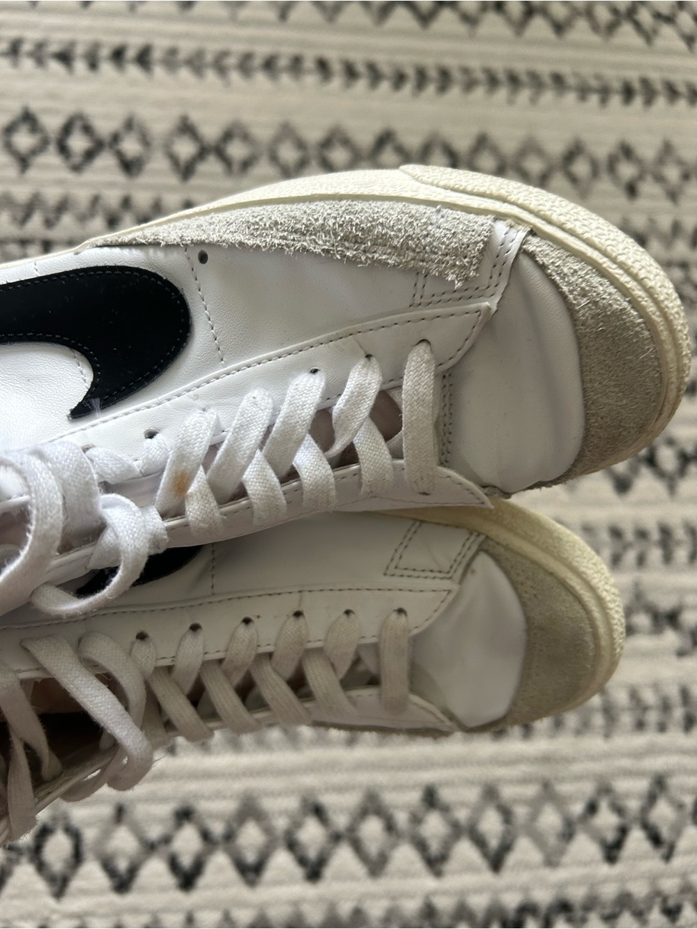 Nike White High-Top Sneakers with Black Swoosh - Picture 4 of 4
